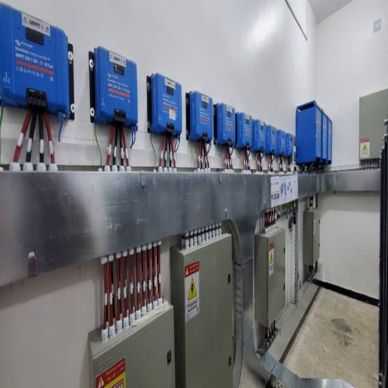 {"ar":"توريد وتركيب وتشغيل 64 منظومات طاقة شمسية في عدد من المحافظات","en":"Supply installation and operation of 64 solar energy systems in a number of governorates"}